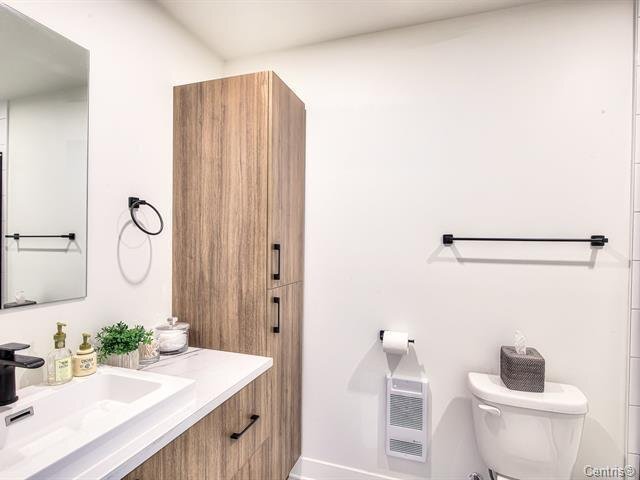 Appartement Saint-Zotique À Louer | 3312482
