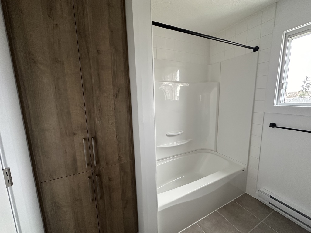 Appartement Tranquille Près De Tout | 3285477