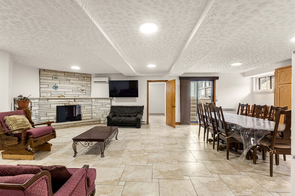 Spacieux Logement 4 ½ | 3312712