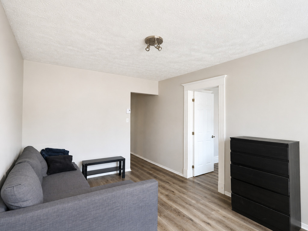 BEAU 5½ |TOUT INCLUS | MEUBLÉ | 3312717