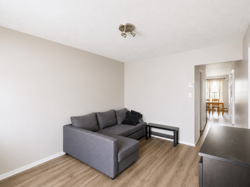 BEAU 5½ |TOUT INCLUS | MEUBLÉ | 3312717