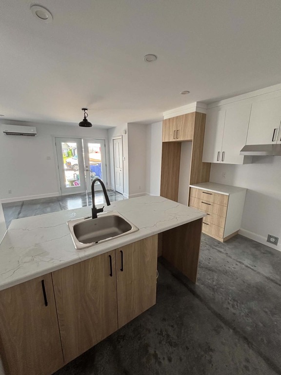 Appartement Neuf De Luxe 4 1/2 | 3312729