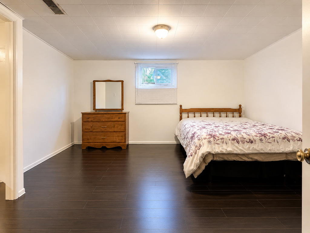 Grand 4 1/2. Chauffé, éclairé | 3312789