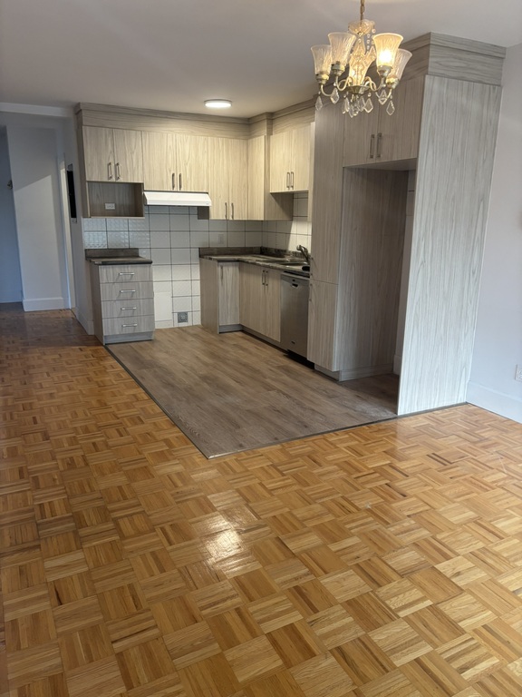41/2 Anjou :) | 3312881