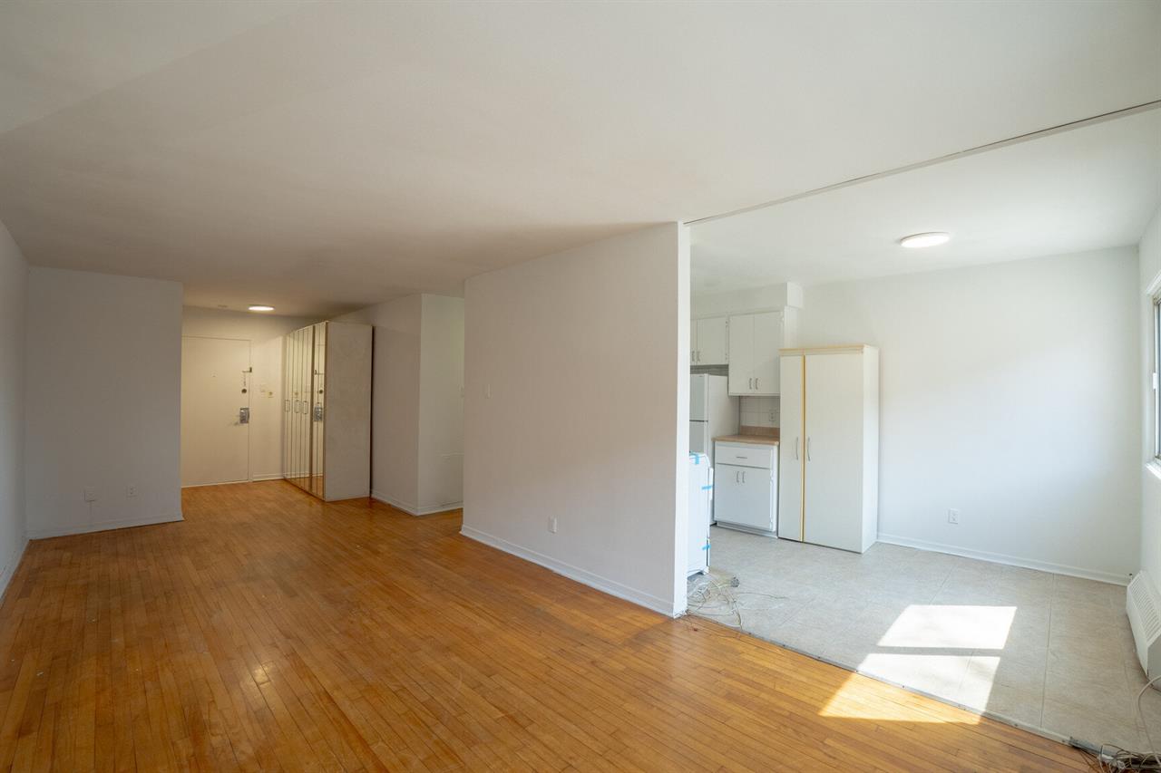 2 Beds 1 Bath - 575 32e Avenue, Lachine | 3312930