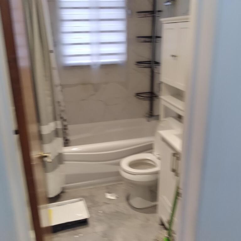 AHUNTSIC Grand 4 ½ à Louer - LIBRE | 3312939