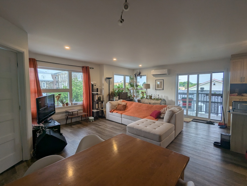 Grand Logement Récent à Trois-Pistoles | 3312940