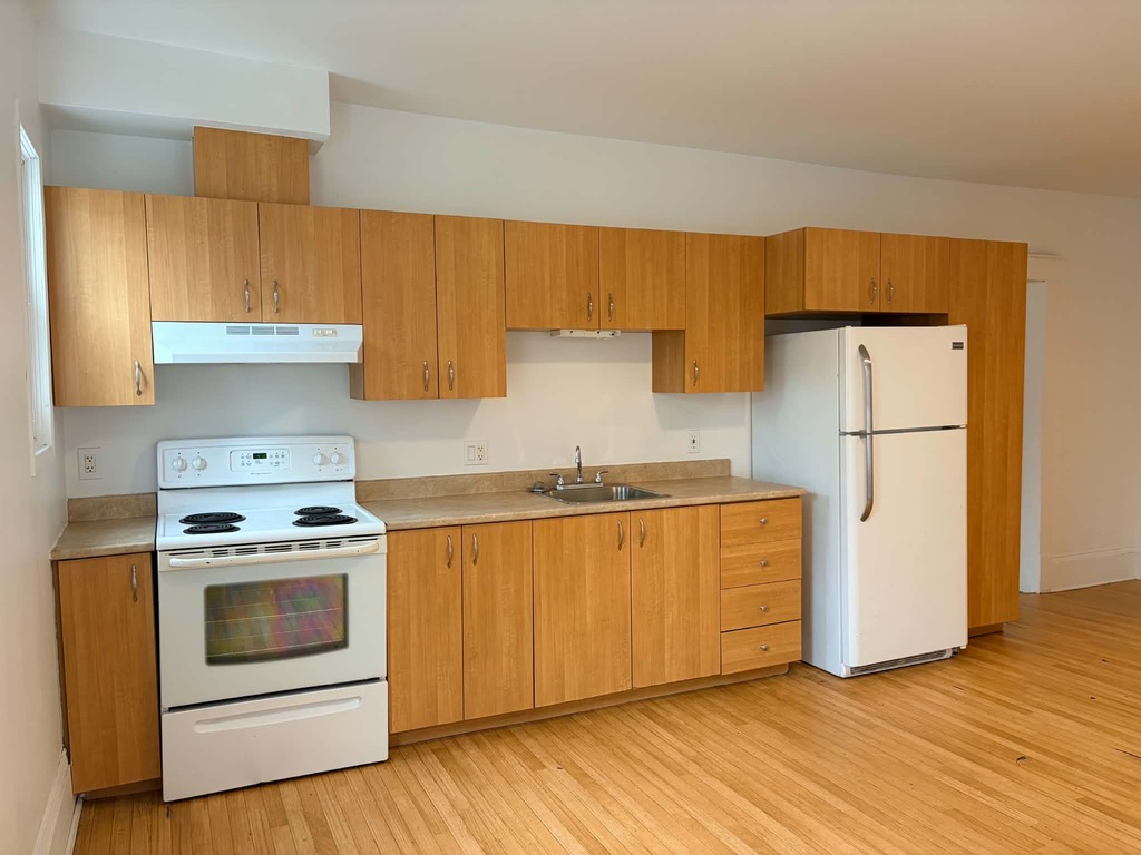 61/2 - 4 Chambres Fermées - Cachet | 3312977