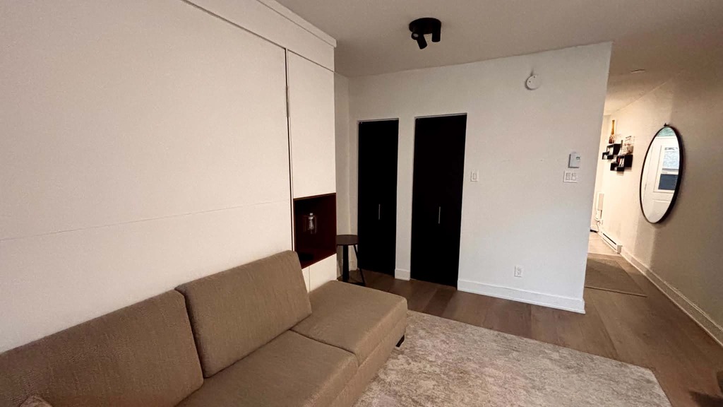 Grand 2 ½ Meublé – Plateau Mont-Royal | 3312991