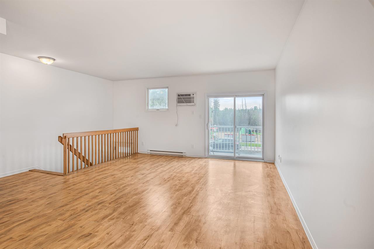 82 Rue Du Britannia (Aylmer) Grand 4 ½ Moderne – Disponible Immédiatement | 3313033