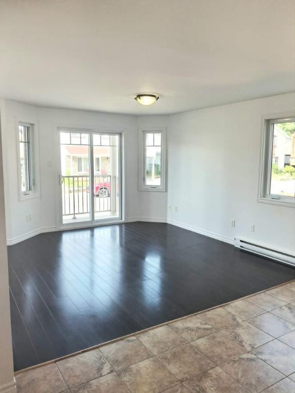 Grands 4 1/2 lumineux (Hull) (Saint-Jean-Bosco) | 3313046
