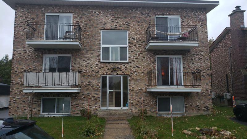 Grand 4 1/2 à louer à St-Hubert | 3313071