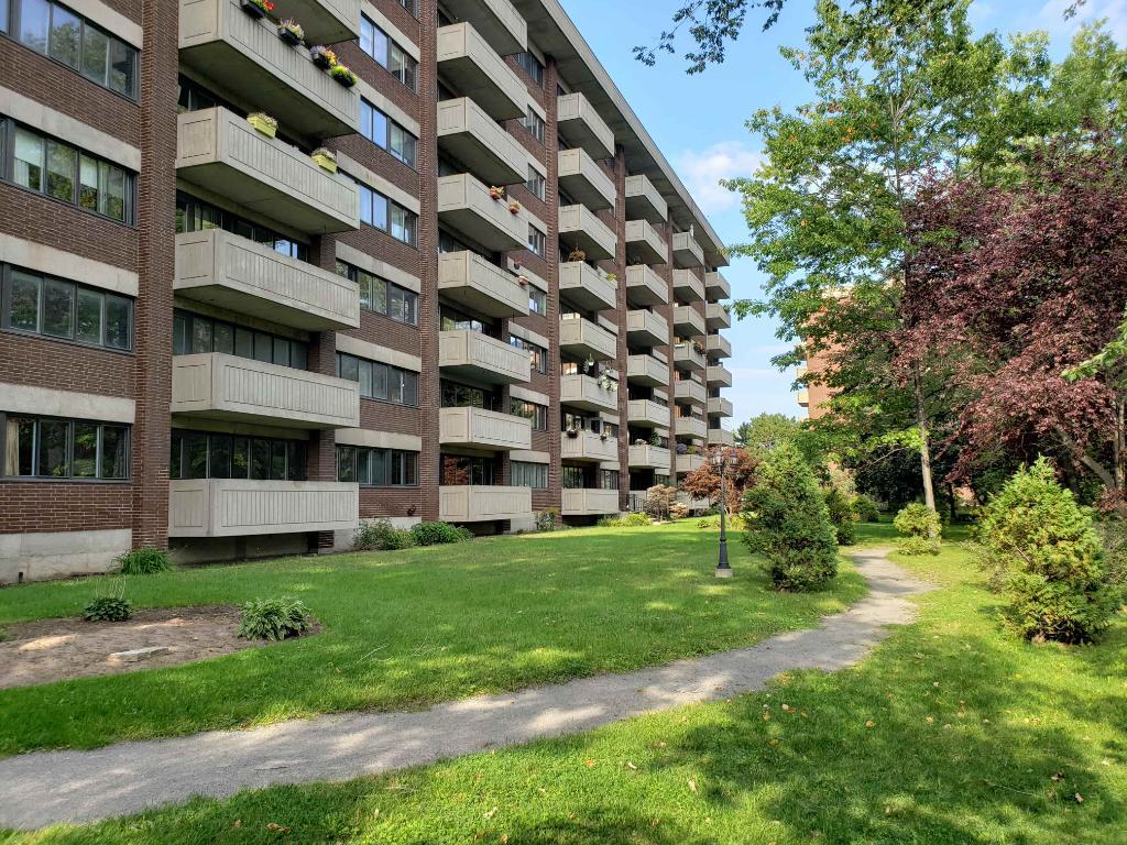 TOUT INCLUS! Condo de Luxe 3 et 1/2 830p.ca, MEUBLÉ à louer, 1699$ | 3313079
