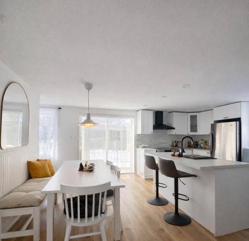 Appartement avec grande cour arrière - Repentigny - 2 chambres et 1 salle de bain ***mois d’août gratuit*** | 3313090