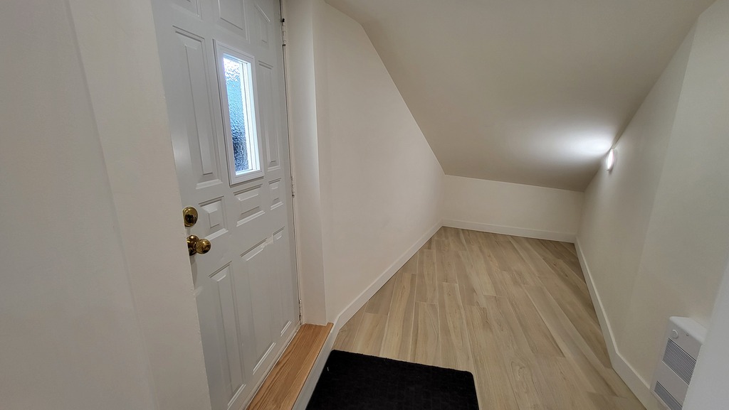 4 1/2 DEMI SOUS-SOL MODERNE ! | 3313461