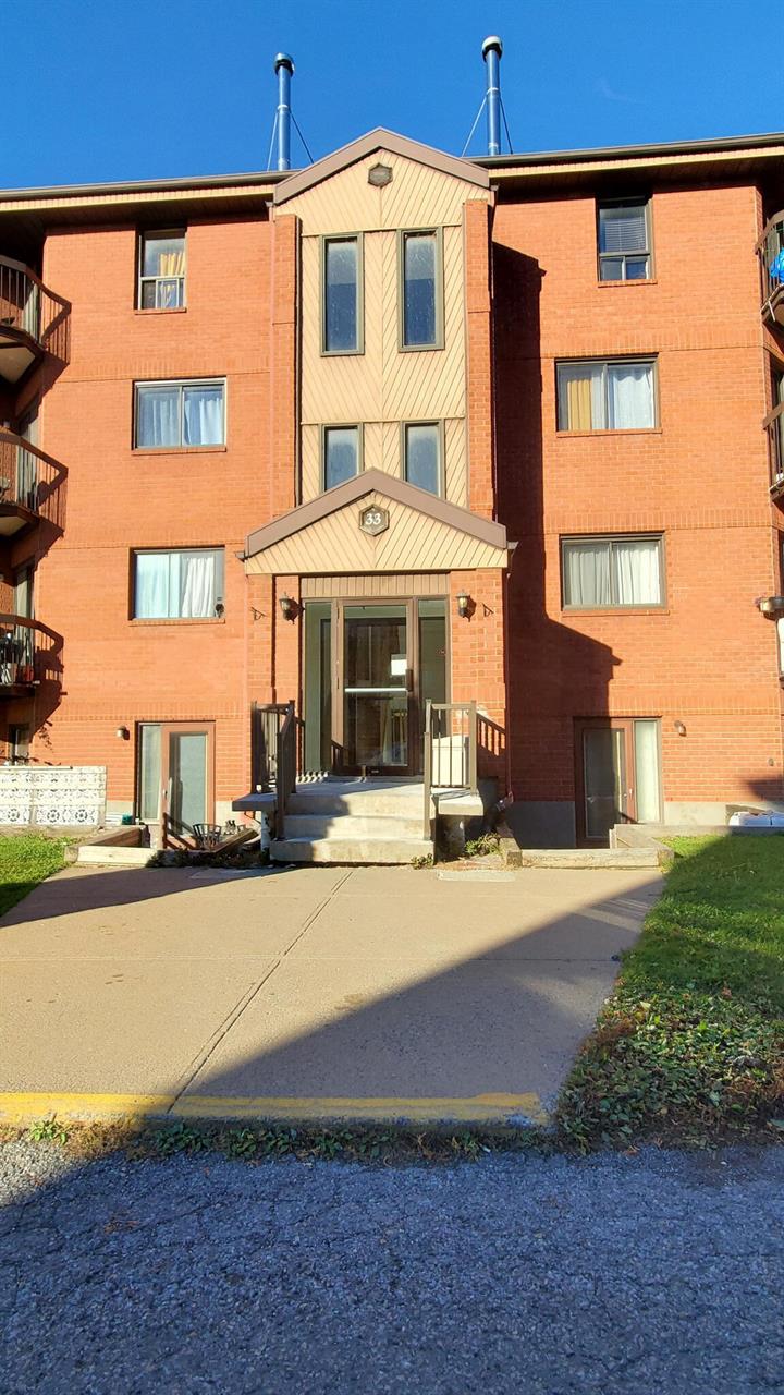 33 - 33 Place Mercier, Candiac | 3313515