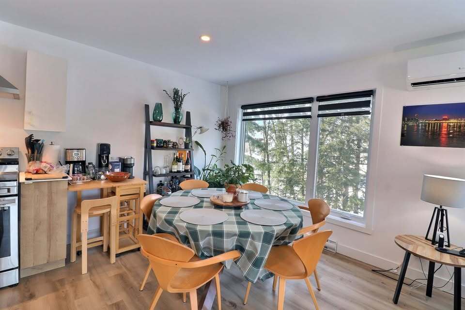 Superbe 4 1/2 Situé Au 984 Rue Lamarche | 3313520