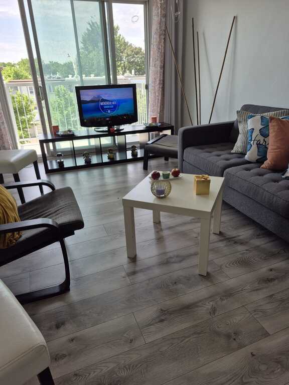 ANJOU – Magnifique Et Très Grand 5 ½ | 3313556