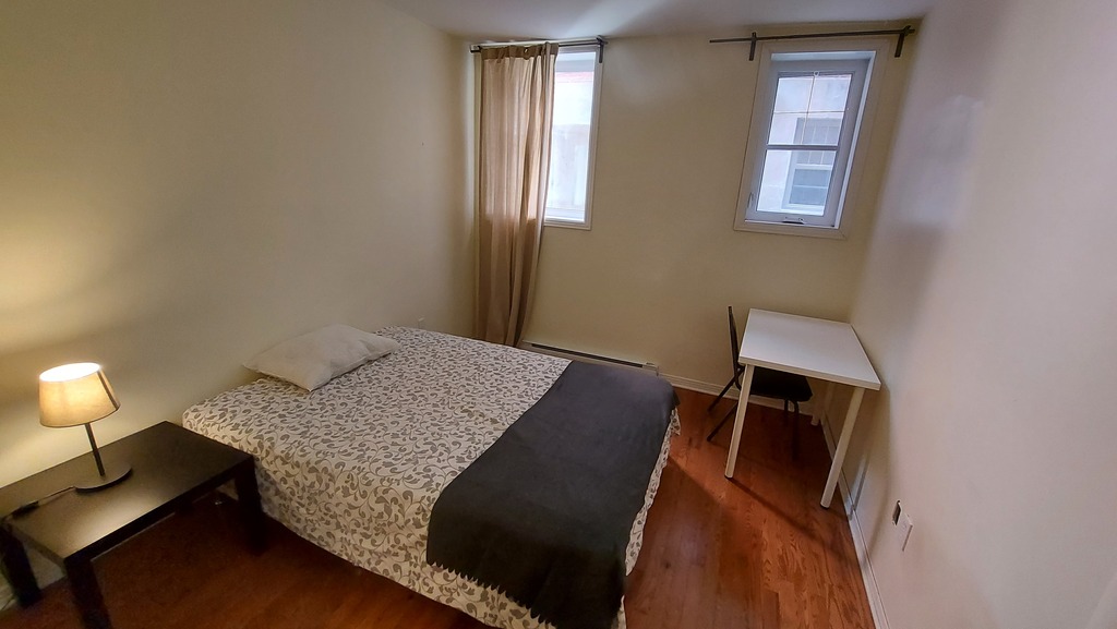 4 ½ Semi-sous-sol Rénové | 3313591
