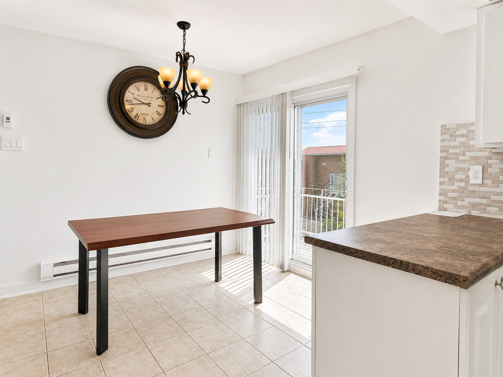5 1/2 Haut Duplex Rue Dunant/Robert | 3313741