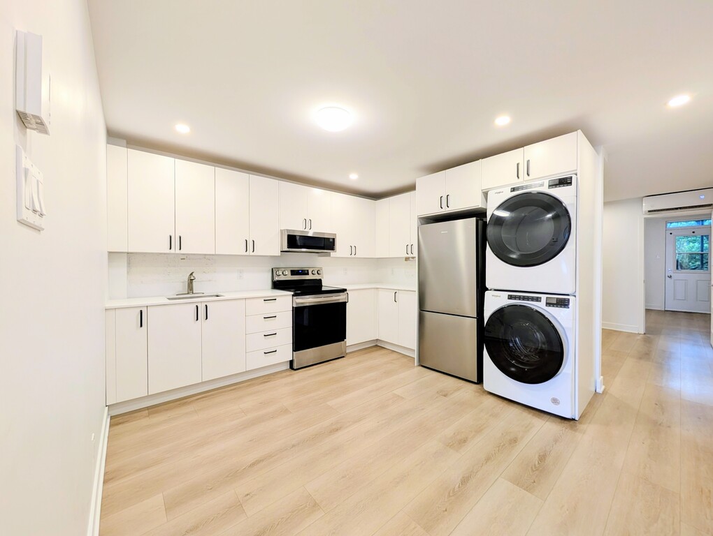 Renovated 4 1/2, Metro Lasalle,Verdun | 3313777