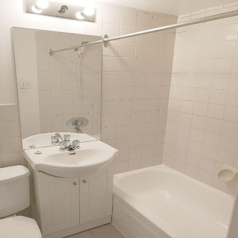 CDN - grand 4 1/2 - près Universités - Adj. Outremont | 3313854