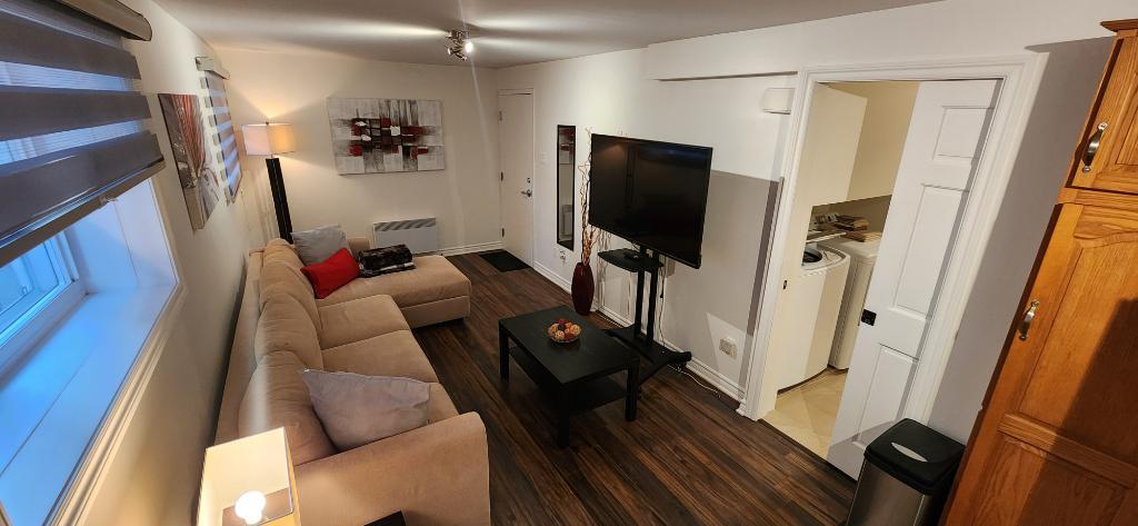 ROSEMONT – 1er Aout ou AVANT – TOUT CECI MEUBLÉ- Neuf 3 1/2 – BACHELOR – Près des stations de Metro Pie IX et Joliette | 3313865