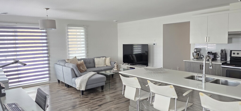 Appartement 4 1/2, Beau, Bon Pas Cher | 3313947