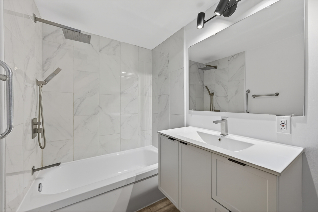 5 1/2 Fraichement Rénové | 3313958