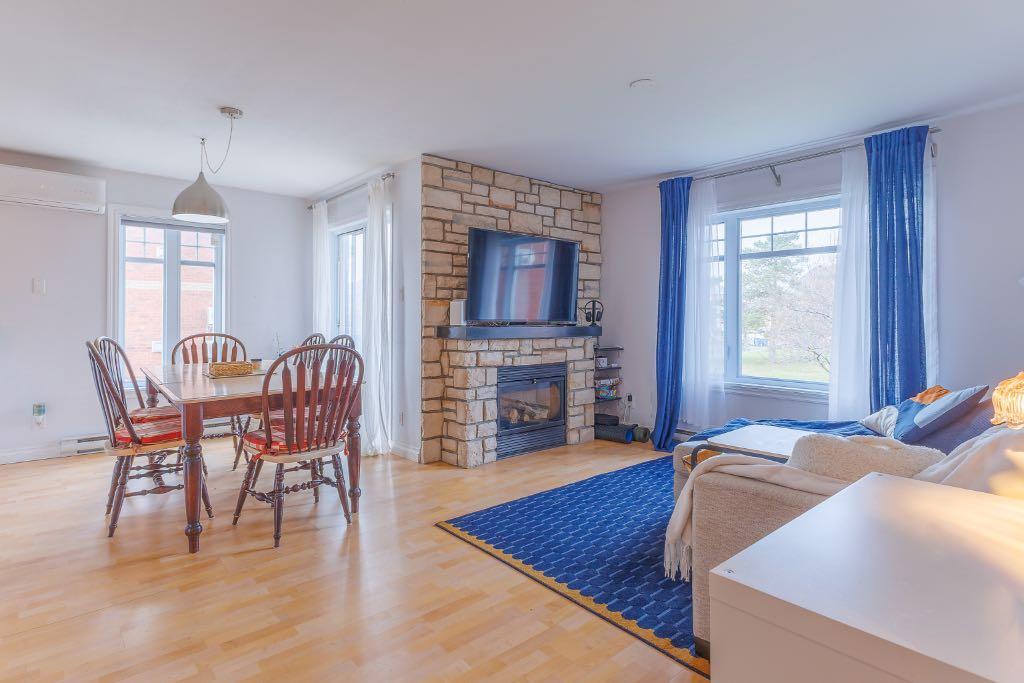 Condo à louer Candiac | 3314203