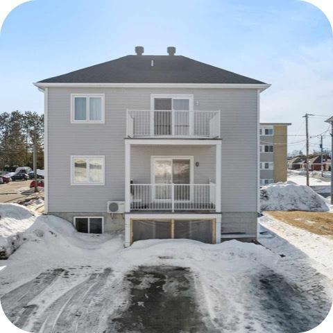 Logement 4 1/2 | 3314216