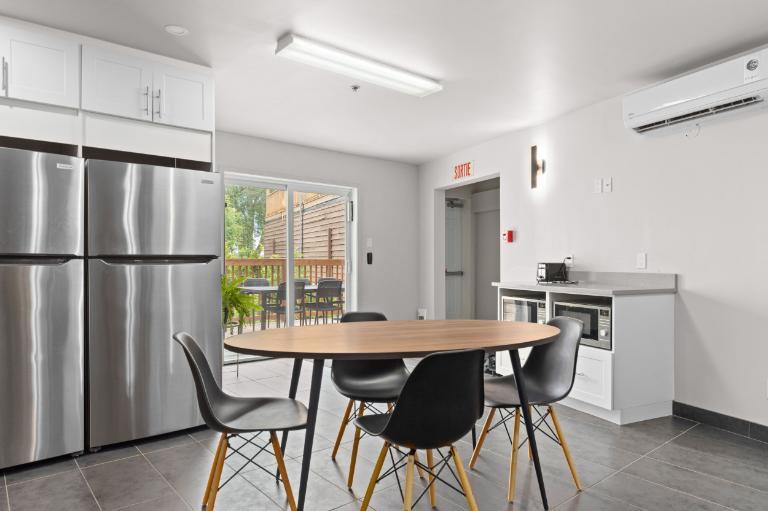 1 CH - 1 SDB - Trois-Rivières - $850 /mo | 3314614
