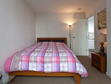 AVAILABLE November 1st- PET WELCOME FURNISHED 2 BEDROOM @ 788 Hamilton