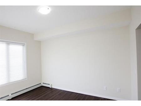 2 bedroom apartment of 947 sq. ft in Calgary