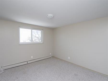 2 bedroom apartment of 775 sq. ft in Winnipeg