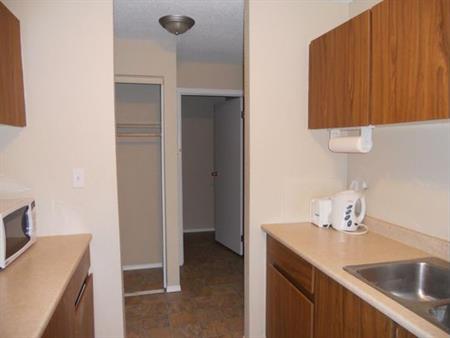 Rent 1 bedroom apartment in Chetwynd