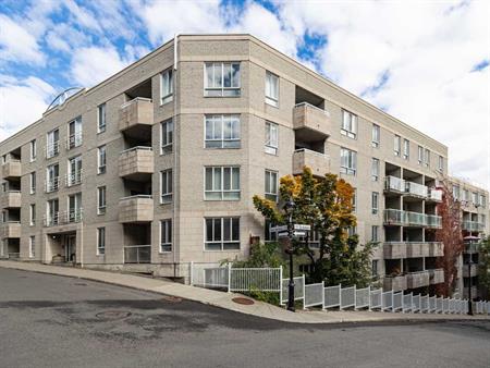 2 Bdrm Available At 150 St Norbert Street, Montreal - 150 St Norbert Street, Montréal