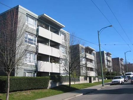 Modern & Spacious 2 Bedroom - Kitsilano