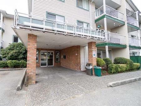 Rent 2 bedroom apartment in British Columbia V2S 2J6