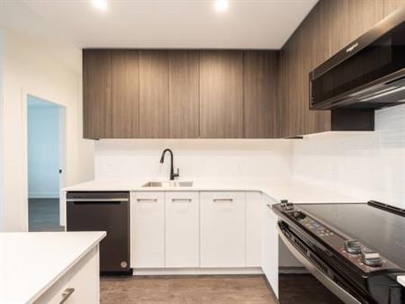Modern Luxury Apartment For Rent in Langford
