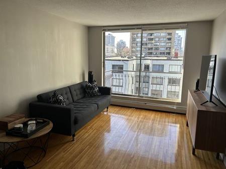 Sublease- Furnished West End Apartment $2200 A Month Oct 1st-Dec 22nd