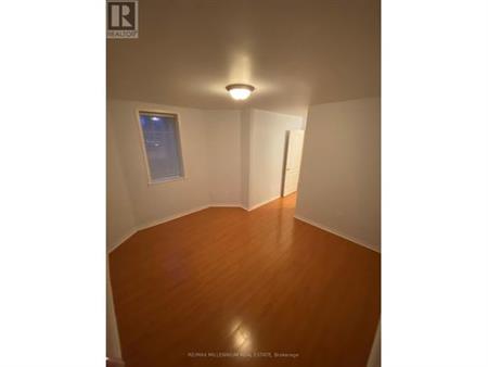 2 bedroom apartment of 785 sq. ft in Ontario