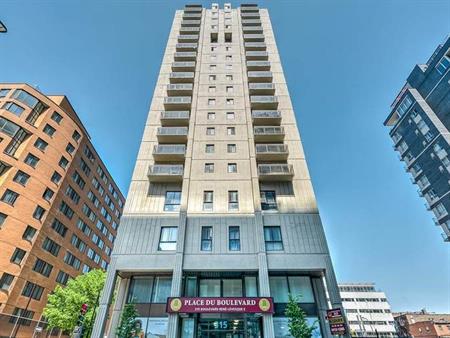 Place Du Boulevard Apartments | 315 East Rene Levesque blvd, Montreal