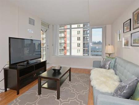 Cozy 1 Bedroom Suite with Balcony and City Views
