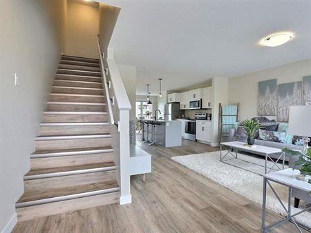 Chuka Townhomes(East) | 2921 Chuka Blvd, Regina