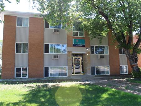 Par 2805 | 2805 Parliament Avenue, Regina