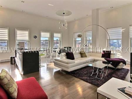 Old Montreal - Luxury 2 bedrooms + 2 bathrooms fully furnished