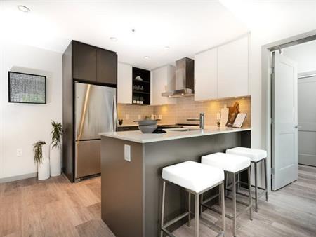 The Saint George | 154 18th Street East, North Vancouver