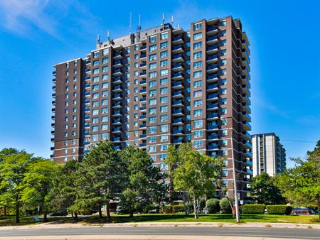 2600 Don Mills - Hunters Lodge | 2600 Don Mills Rd., Toronto