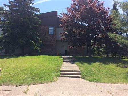 Crystal Heights Apartments | 24 Clearview Drive, Sault Ste. Marie